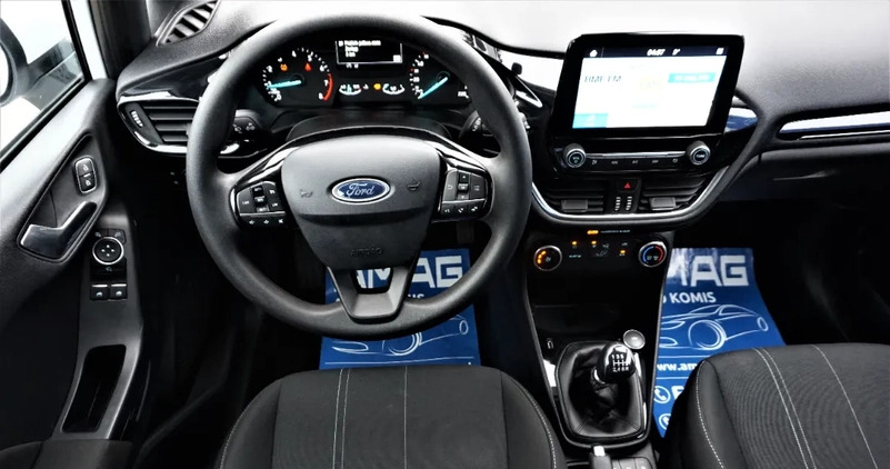 Ford Fiesta cena 54900 przebieg: 41800, rok produkcji 2019 z Strzelin małe 407